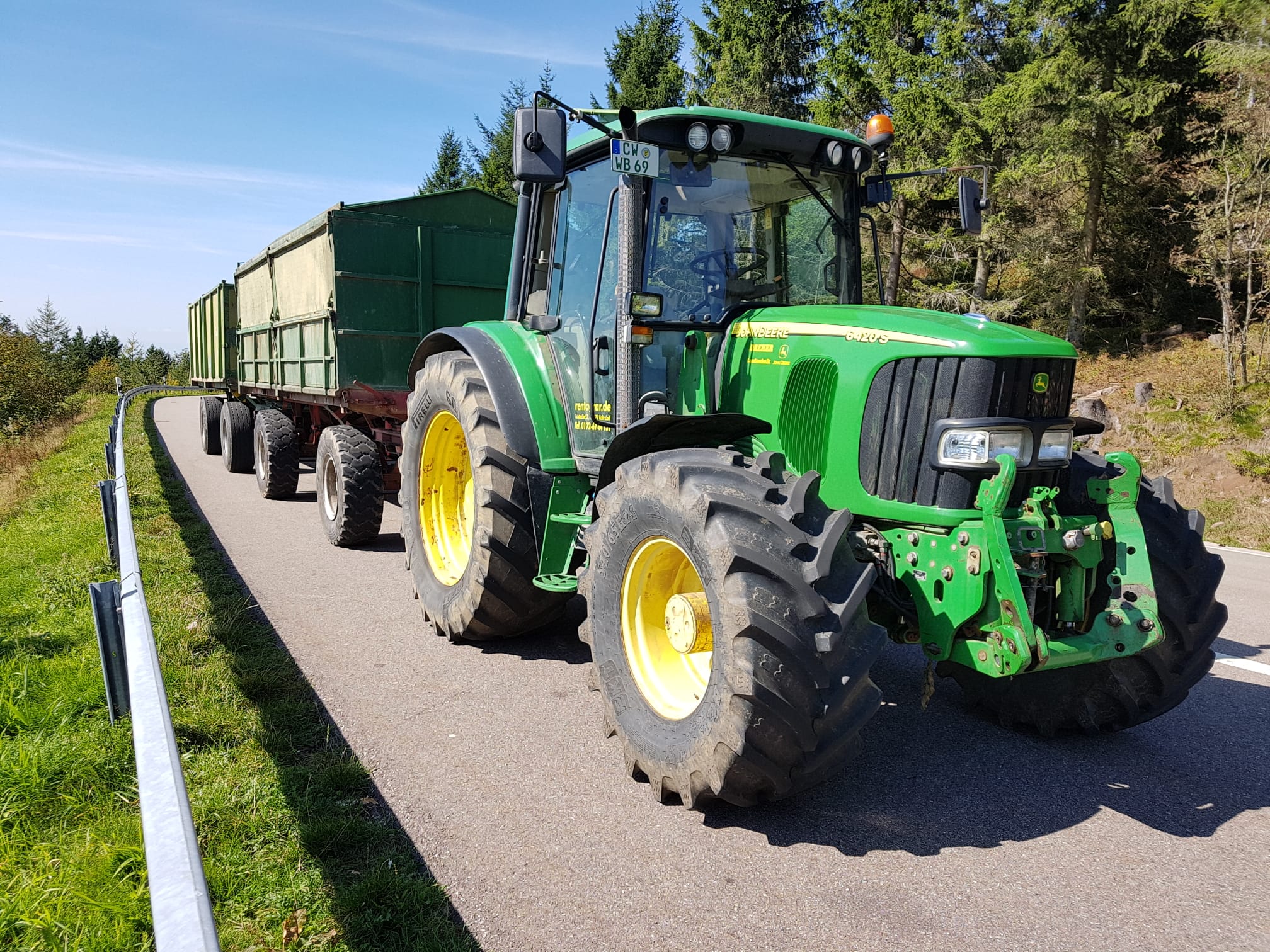 JohnDeere642002
